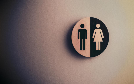 Merasa Dilecehkan Saat Pakai Toilet Netral Gender