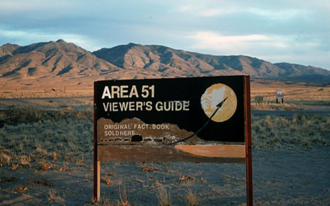 Penyerbuan' Alien Di Nevada Area 51