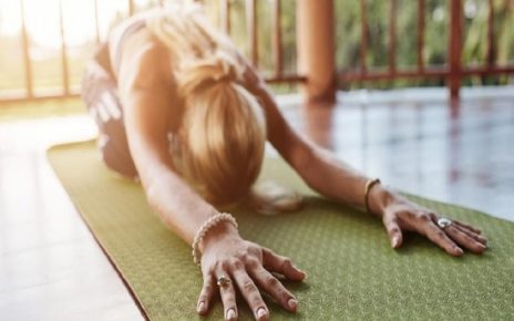 5 Gerakan Yoga Ini Bisa Mengatasinya