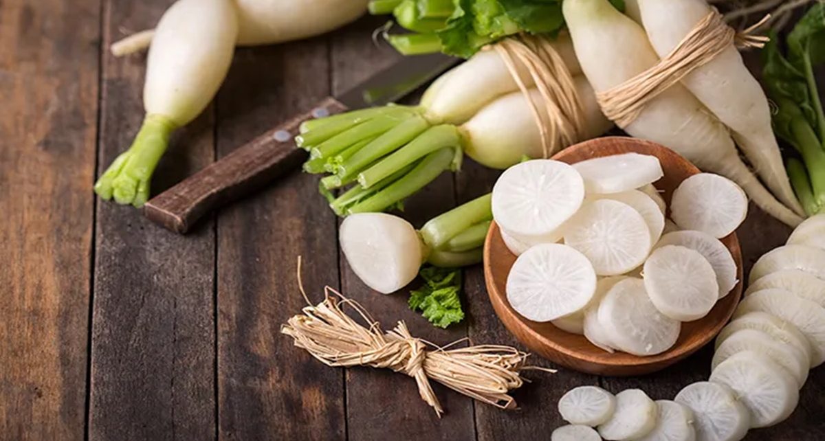 Mengenal 5 Manfaat Lobak Putih bagi Kesehatan
